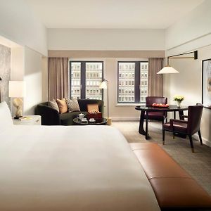 Premier Deluxe King Room